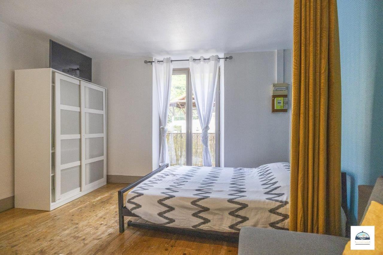 Lescapade Hospitaliere Apartment La Tronche  ภายนอก รูปภาพ